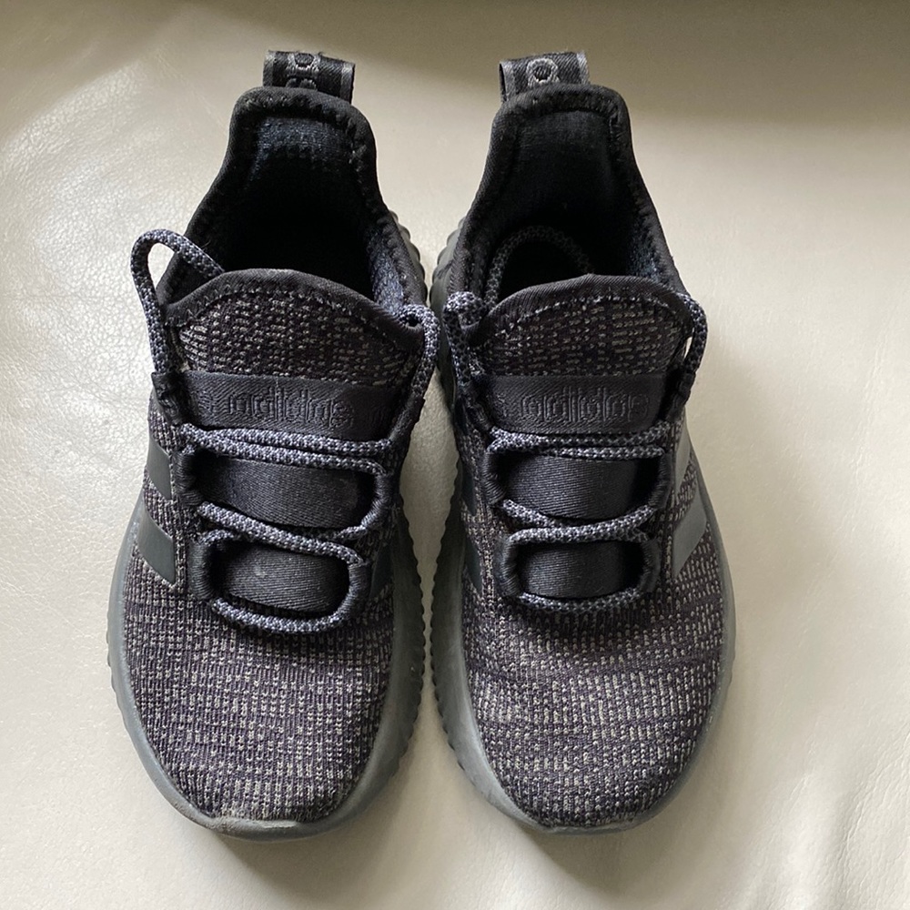 Kids shoes